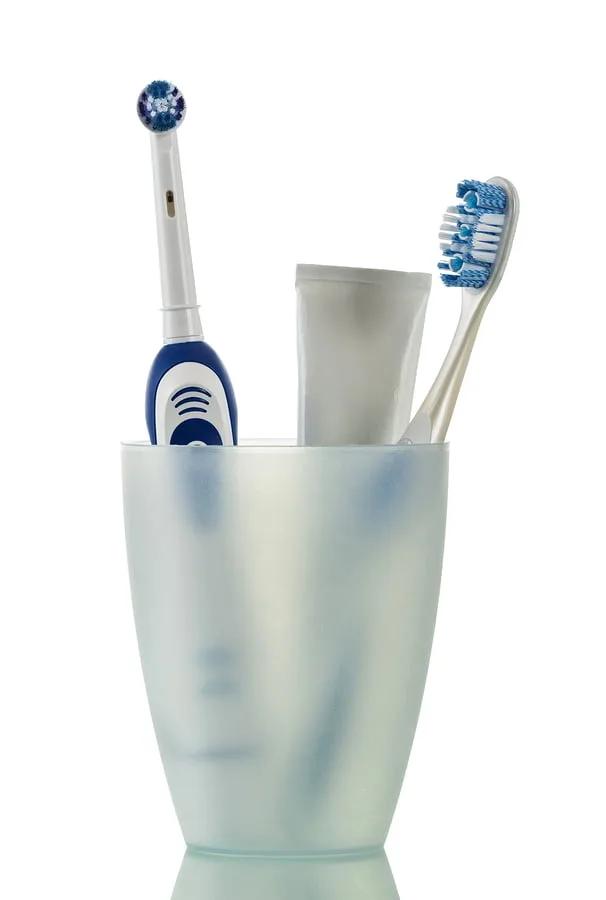 Proof that electric toothbrushes are better!