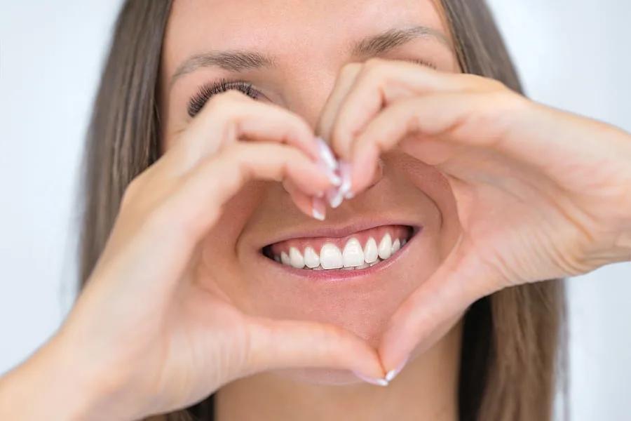 National Smile Month: 5 Fun Dental Facts to Brighten Your Day!